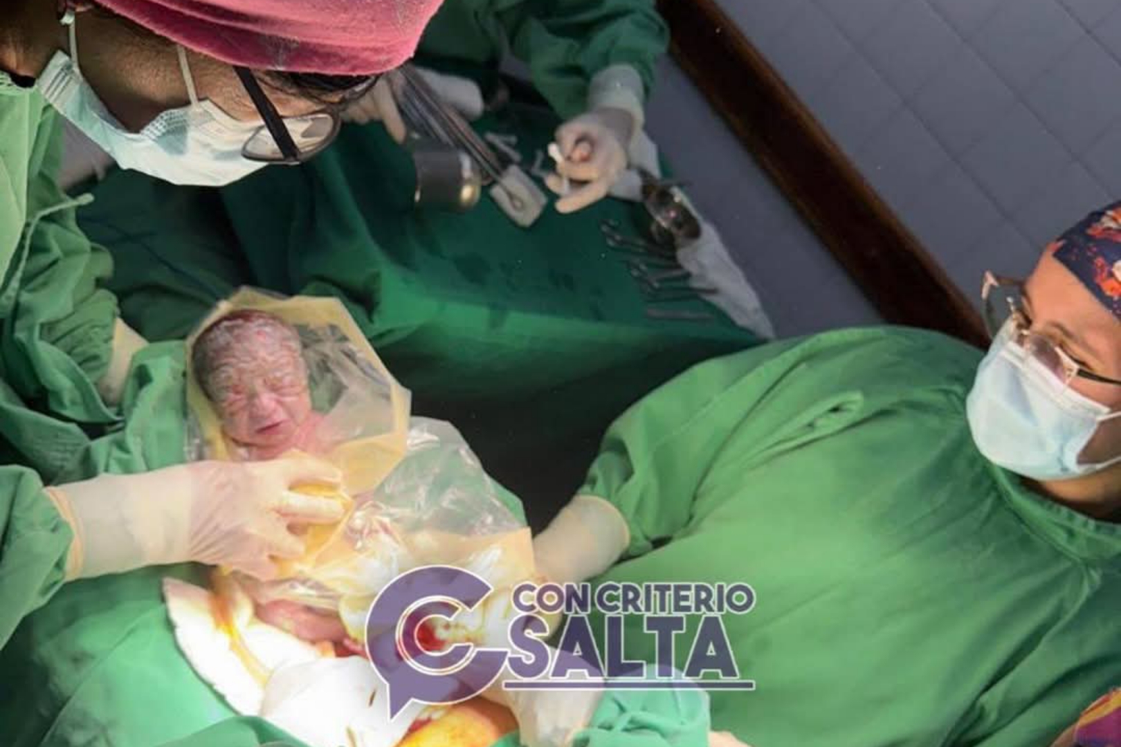 Picsart_25-04-04_10-01-40-315