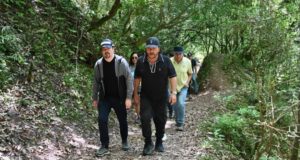 El Gobernador y el Embajador de Francia recordaron a las turistas francesas y a todas las víctimas de violencia de género