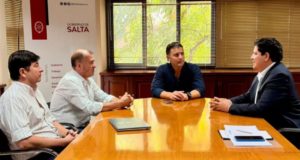 Aguas del Norte avanza con la regularización de las conexiones domiciliarias en El Quebrachal