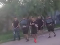 “Lo tenían entre seis pegándole a mi amigo”: acusan a policías de Infantería de golpear a jóvenes