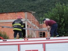 TRAGEDIA EN ZONA NORTE | Murió un hombre electrocutado mientras hacía un trabajo en una casa de barrio Manuel Castilla