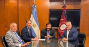 Sáenz, Jaldo y Jalil plantearon a Nación el impacto de la reforma laboral, situación fiscal y estado de las rutas nacionales