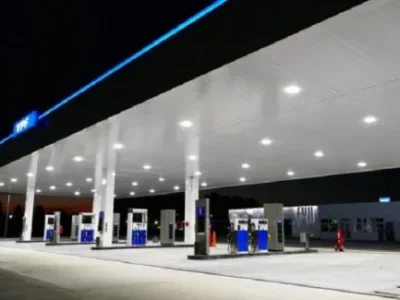 Respiro en el surtidor: YPF congela la nafta  y explica por qué