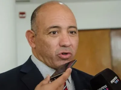 Sorpresa en el Gobierno: Dib Ashur confirmó que deja el Ministerio de Economía