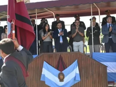 Sáenz encabezó el emotivo homenaje a los héroes de Malvinas en Salta