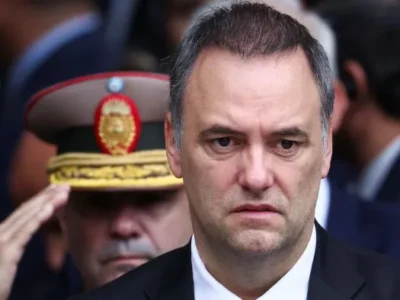 La Justicia detectó movimientos cripto millonarios vinculados a Manuel Adorni