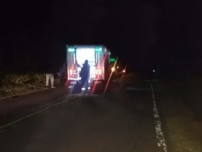 Ruta 34: hallan a un motociclista inconsciente y pelea por su vida