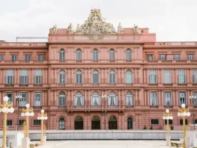 Casa Rosada sin periodistas: la drástica decisión del Ejecutivo tras la denuncia contra un medio por espionaje ilegal