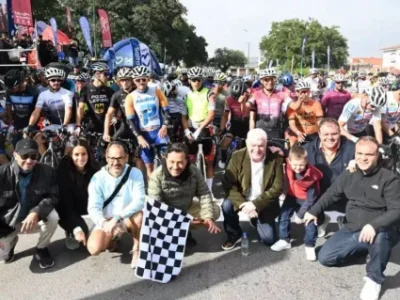 Gustavo Sáenz encabezó la largada de la Clásica 1° de Mayo, la carrera que moviliza a toda Salta