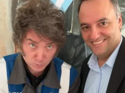 Javier Milei salió con fuerza a respaldar a Adorni y apuntó contra el kirchnerismo