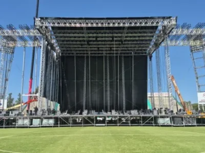 Tini Stoessel en Salta: despliegue colosal y preocupación por el césped del Martearena
