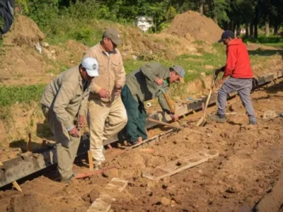 Franco Hernández Berni anunció obras clave en barrio 365 Viviendas junto a Gustavo Sáenz