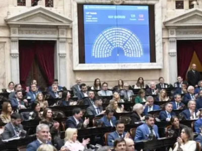 La Cámara de Diputados vivió una sesión explosiva y el oficialismo logró avanzar con Zona Fría y Hojarasca