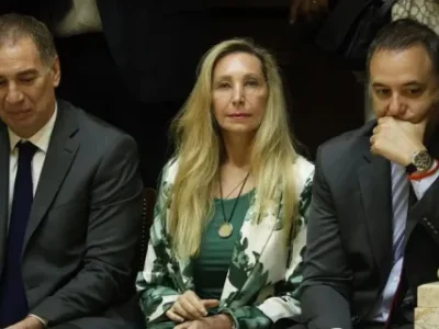 Tensión libertaria: una feroz interna entre Karina Milei y Santiago Caputo sacude a la Casa Rosada