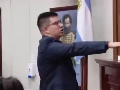 Protesta y tensión en el Concejo Deliberante de Salta: agrupaciones feministas exigieron la renuncia de Pablo López