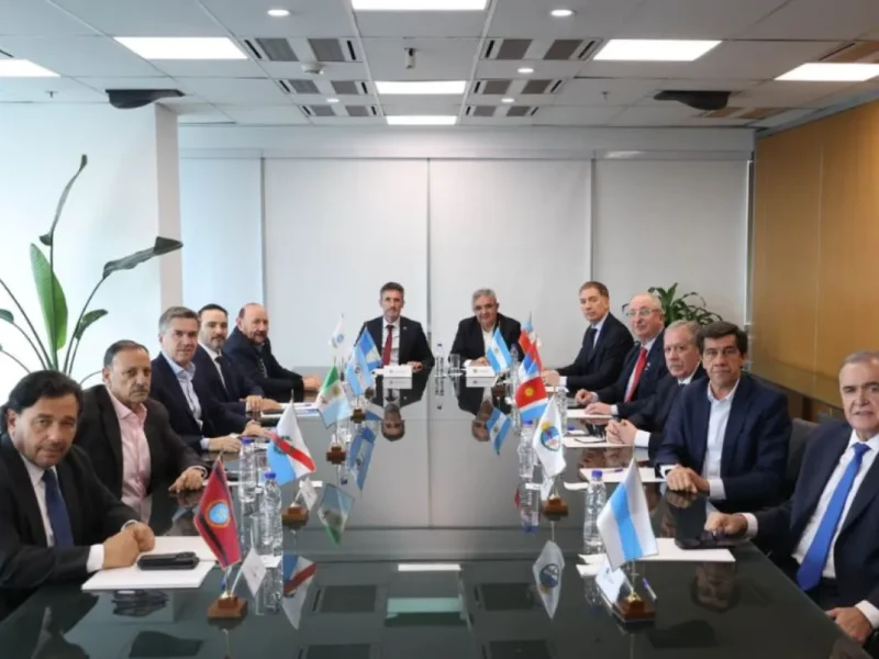 Cumbre del Norte Grande: Sáenz cruzó al Gobierno nacional por las obras y reclamó soluciones urgentes