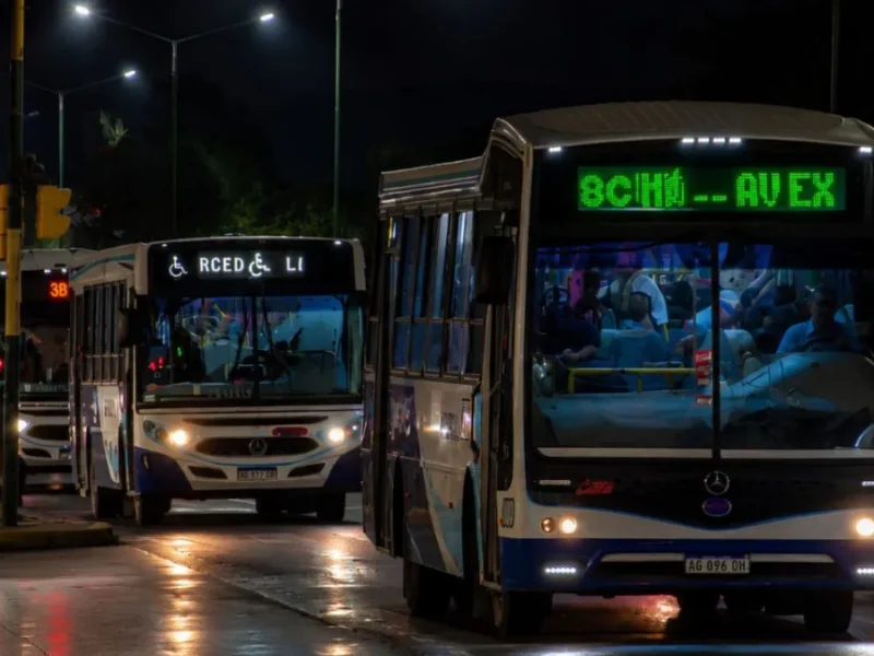 SAETA dio marcha atrás: se levantó la restricción nocturna y los colectivos seguirán funcionando
