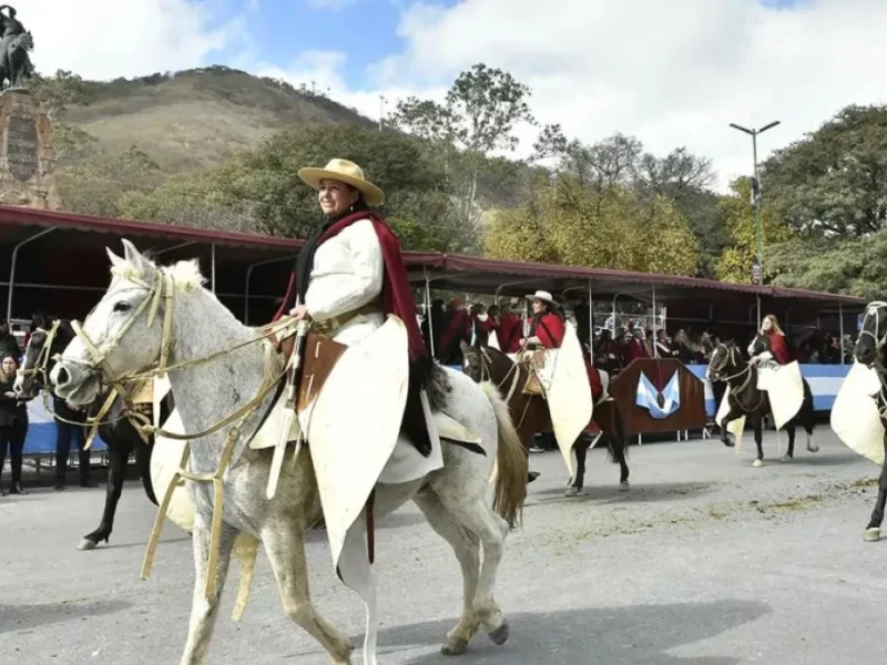 Guardia Bajo las Estrellas, homenajes y desfile: así será la jornada güemesiana