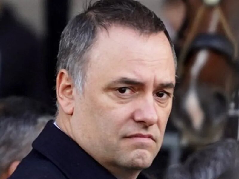 Pidieron a la Justicia la prisión preventiva de Manuel Adorni y que se le prohíba salir del país