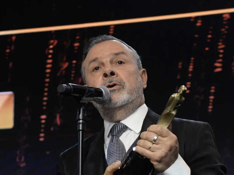 Gato Sylvestre ganó el Martín Fierro de Portales Web y lanzó un duro discurso contra el Gobierno
