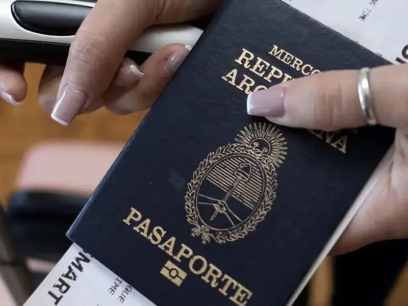 El Gobierno otorgaría «pasaporte dorado» a extranjeros a cambio de inversiones, según el Financial Times