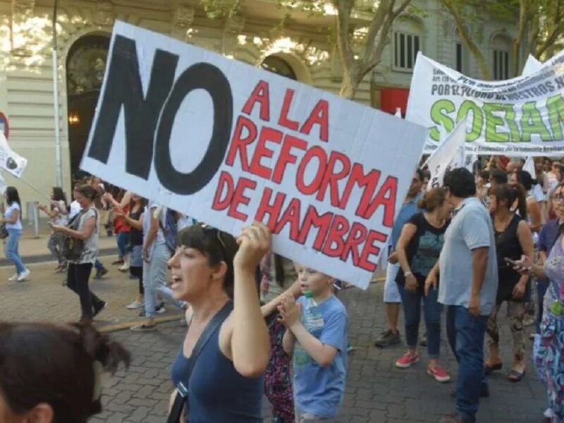 Reforma laboral: qué cambia en convenios colectivos, representación sindical y trabajadores en negro