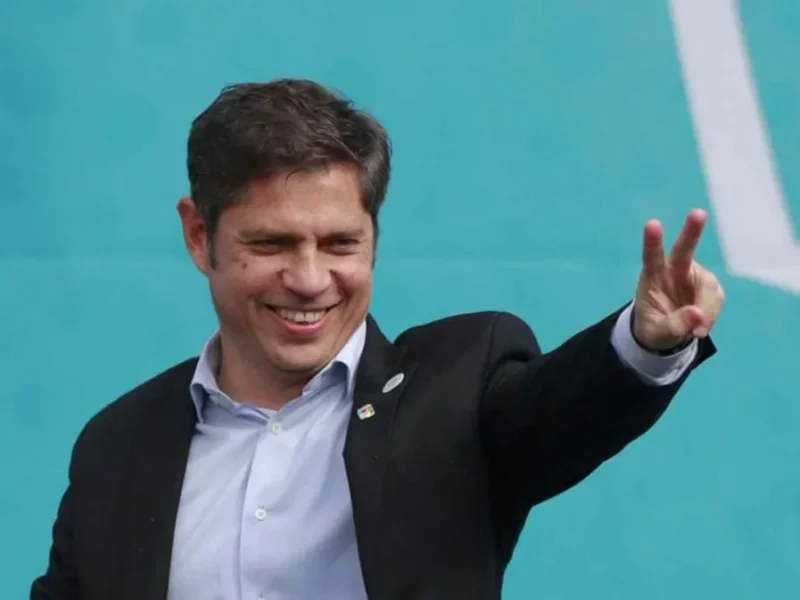 Kicillof reunió a su tropa y lanzó un mensaje directo: “No hay sumisión, vamos a las PASO”