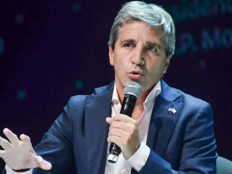 Luis Caputo descartó un plan de ayuda para deudores morosos