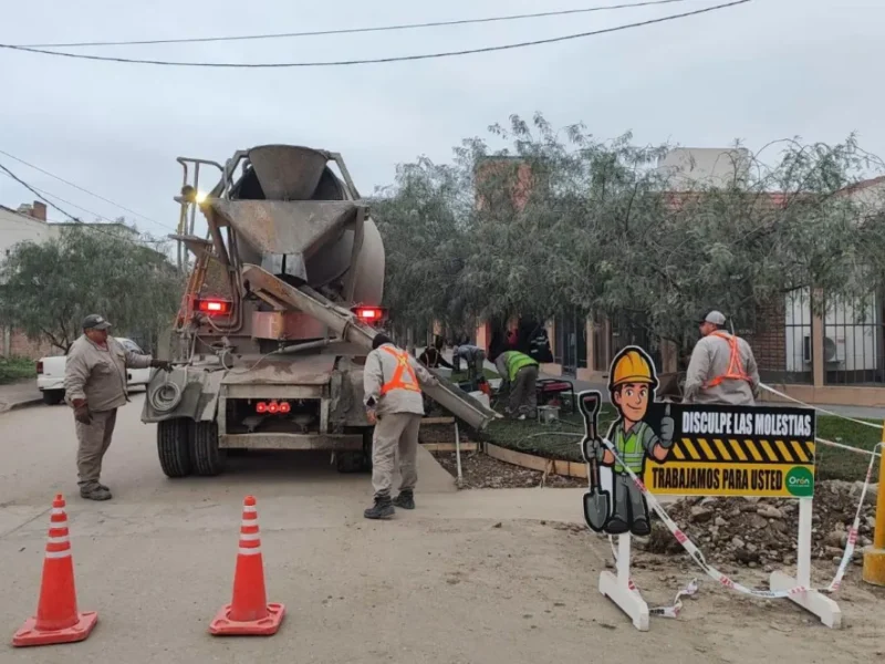Orán avanza con obras de infraestructura en distintos barrios para mejorar la circulación
