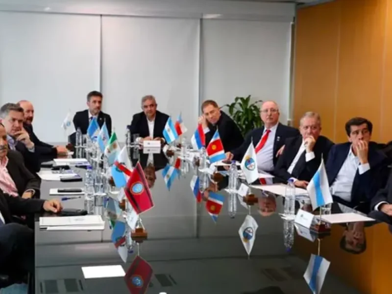 Gustavo Sáenz participará de la reunión del Norte Grande en medio de la tensión con Nación