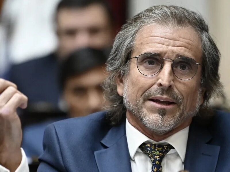 Bertie Benegas Lynch la pasó mal cuando le hablaron de Manuel Adorni: «Gastó mucha más plata de la que ganaba»