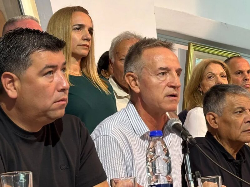 La CGT relanza su plan de lucha con una marcha junto a los jubilados