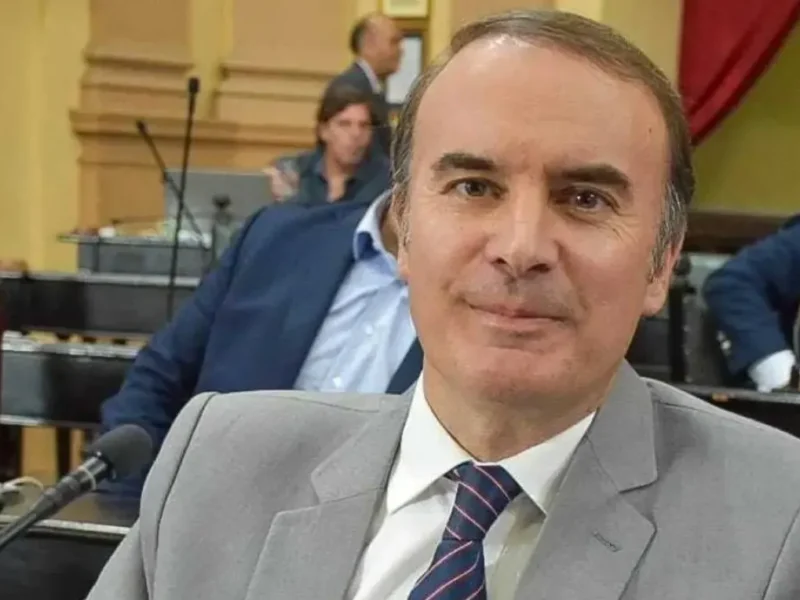 Cornejo reclamó rutas en condiciones y advirtió: “Si pretenden cobrar, primero tienen que hacer las obras”