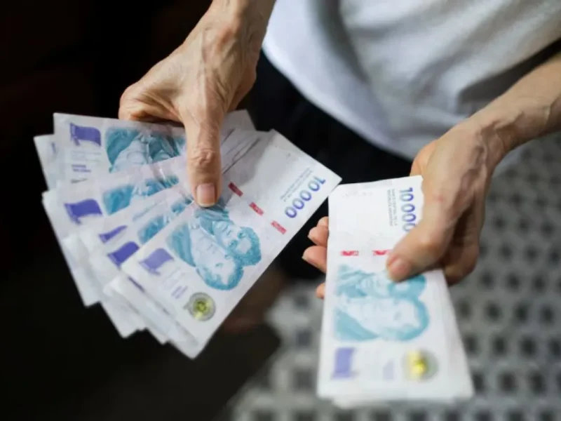 Salario mínimo garantizado: el Gobierno impulsa pisos de más de un millón de pesos en las nuevas paritarias