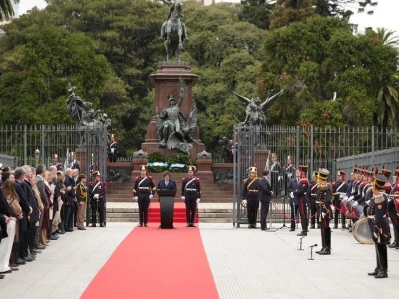 Javier Milei reapareció en un homenaje a San Martín: "Perdimos libertades en nombre de ampliar el Estado"