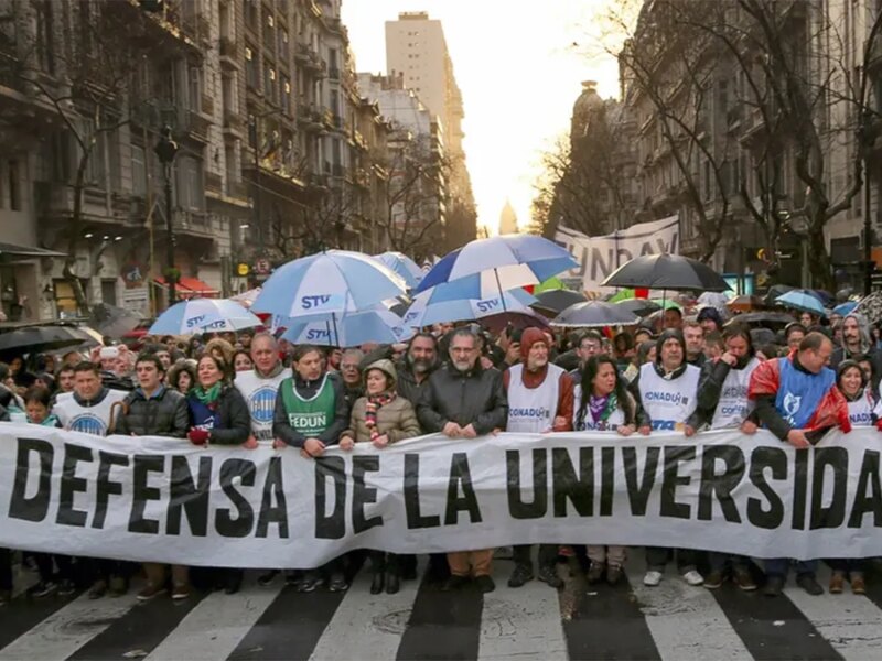 Financiamiento universitario: el Gobierno y las altas casas de estudio se sientan hoy ante la Justicia