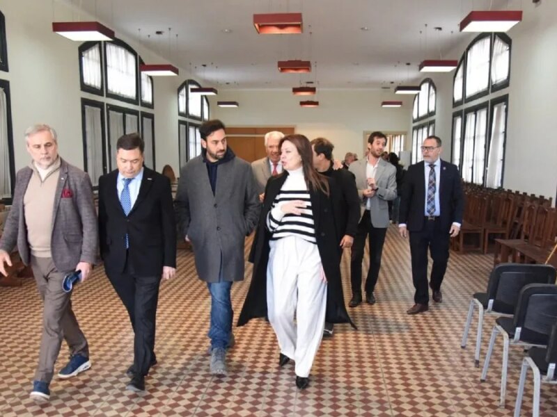 Sandra Pettovello recorrió las obras en el Asilo Unzué destinadas a reconvertirlo en un centro de capacitación