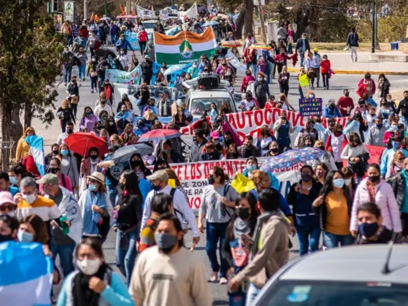 Paritaria docente universitaria: no hubo acuerdo y los gremios convocaron a un paro de 24 horas