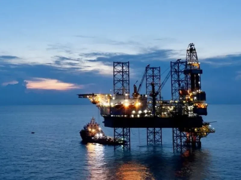 Malvinas: el Gobierno inició sanciones contra 45 personas y empresas por actividades petroleras sin autorización argentina