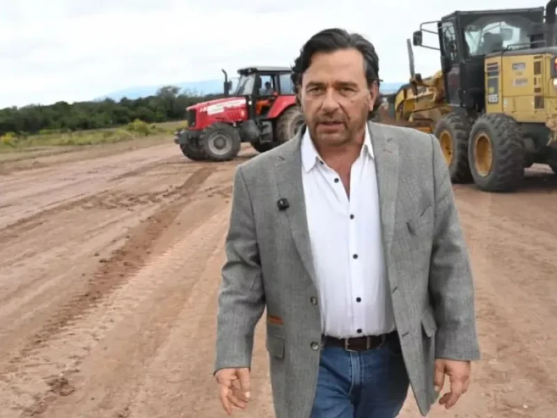Sáenz anunció que la Provincia terminará con fondos propios la pavimentación de la Ruta 40 entre Molinos y Seclantás