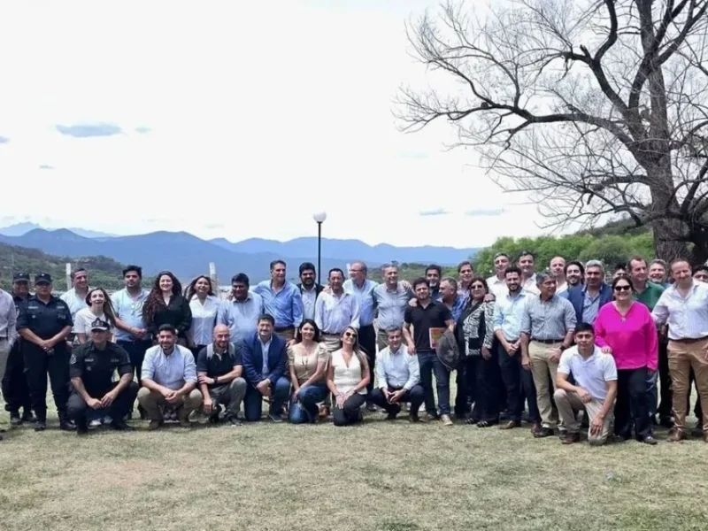 Gustavo Sáenz fortalece el trabajo con los municipios: obras estratégicas y reclamos a Nación en el Valle de Lerma
